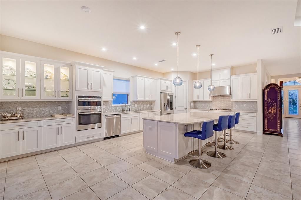 出租: $7,500 (3 贝兹, 3 浴室, 3101 平方英尺)