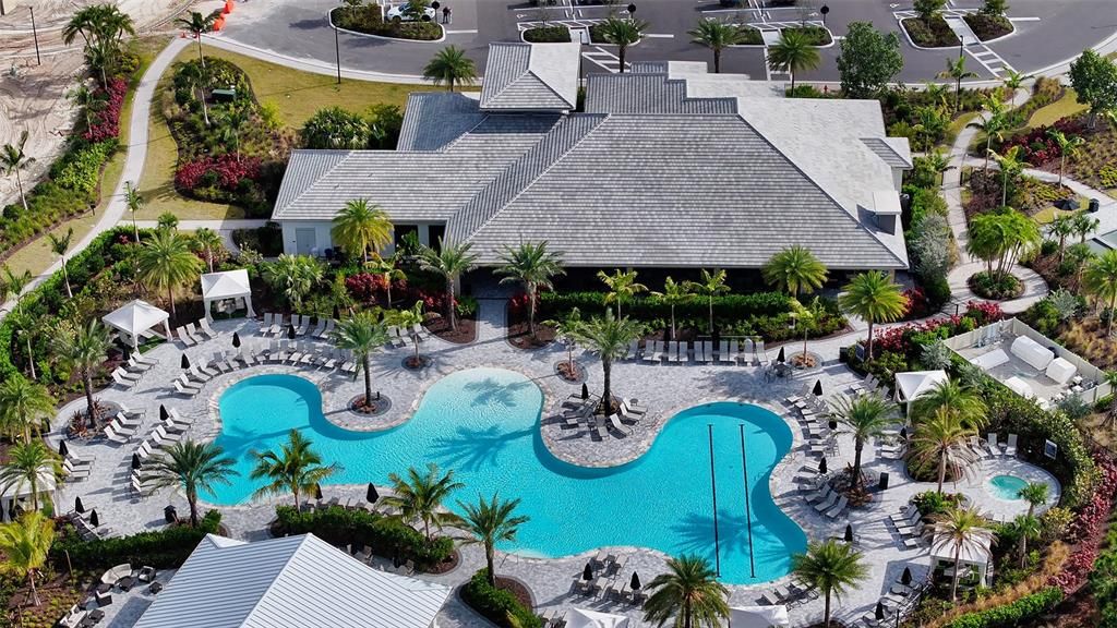 出租: $7,500 (3 贝兹, 3 浴室, 3101 平方英尺)