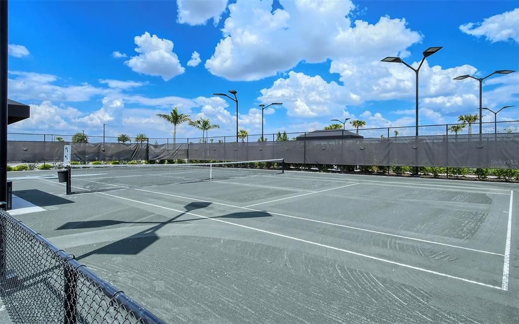 出租: $7,500 (3 贝兹, 3 浴室, 3101 平方英尺)