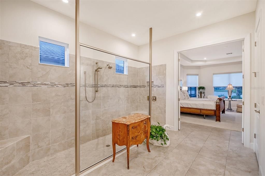 出租: $7,500 (3 贝兹, 3 浴室, 3101 平方英尺)