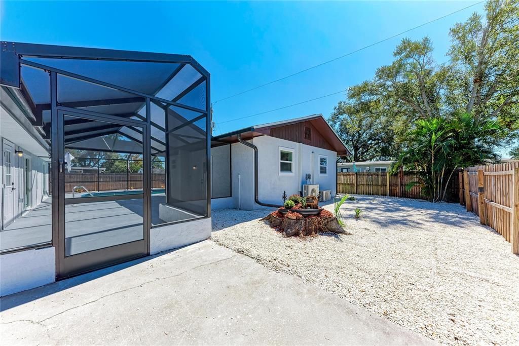 На продажу: $620,000 (5 спален, 4 ванн, 2333 Квадратных фут)