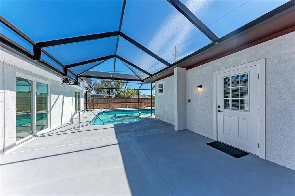 На продажу: $620,000 (5 спален, 4 ванн, 2333 Квадратных фут)