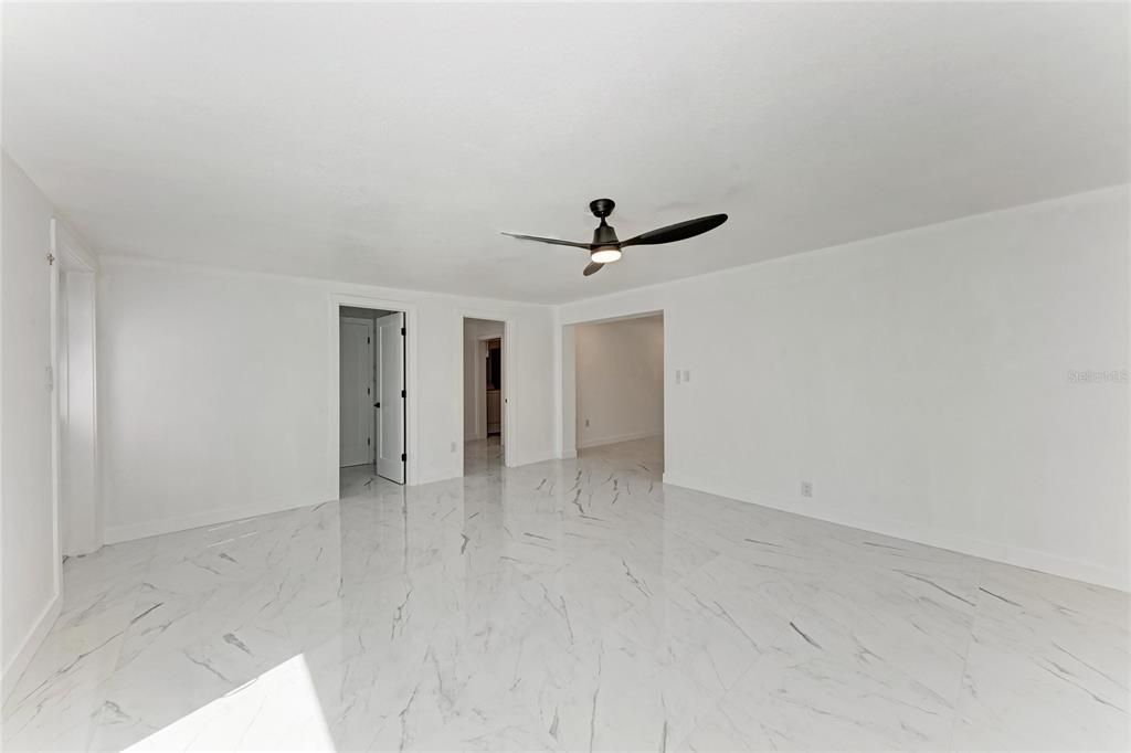 На продажу: $620,000 (5 спален, 4 ванн, 2333 Квадратных фут)