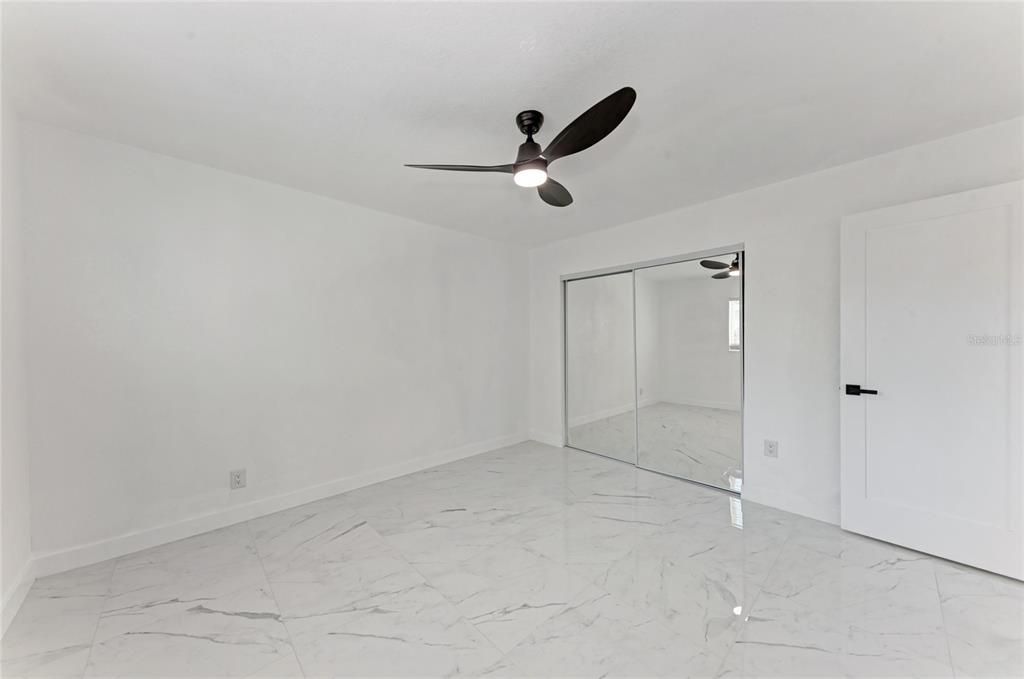 На продажу: $620,000 (5 спален, 4 ванн, 2333 Квадратных фут)