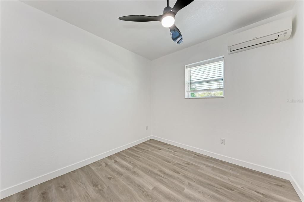 На продажу: $620,000 (5 спален, 4 ванн, 2333 Квадратных фут)