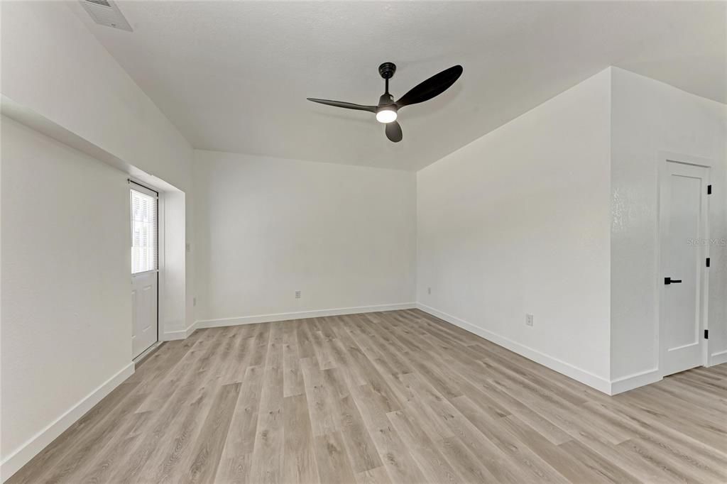 На продажу: $620,000 (5 спален, 4 ванн, 2333 Квадратных фут)