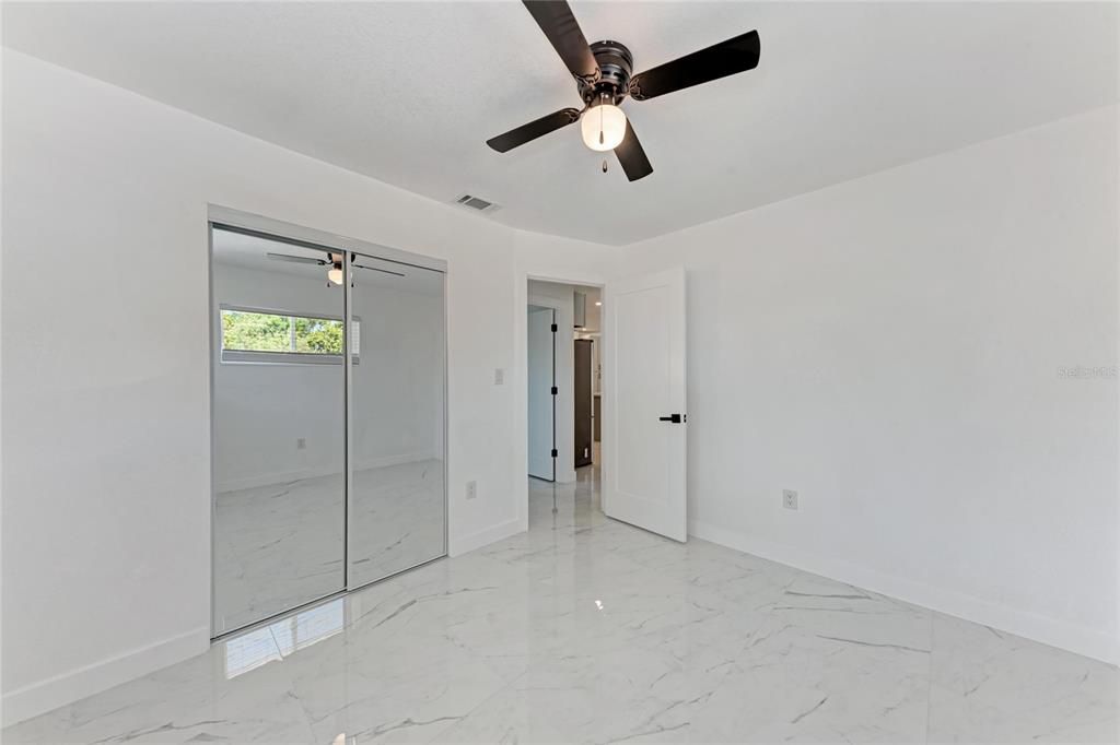 На продажу: $620,000 (5 спален, 4 ванн, 2333 Квадратных фут)