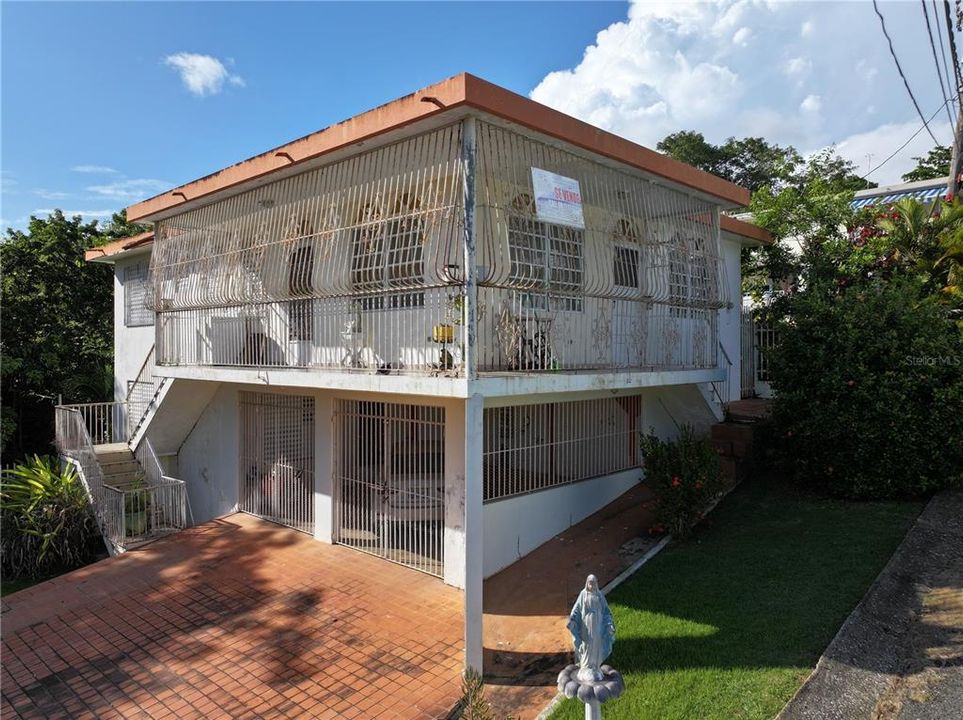 待售: $190,000 (4 贝兹, 3 浴室, 2000 平方英尺)