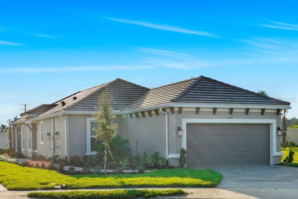 Activo con contrato: $429,999 (2 camas, 2 baños, 1689 Pies cuadrados)