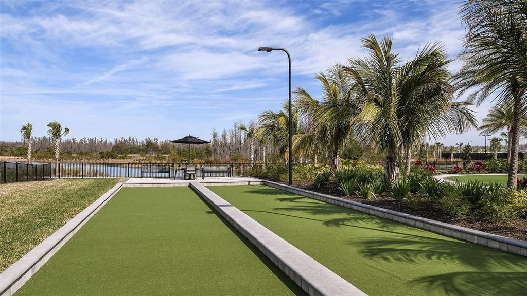 Activo con contrato: $429,999 (2 camas, 2 baños, 1689 Pies cuadrados)