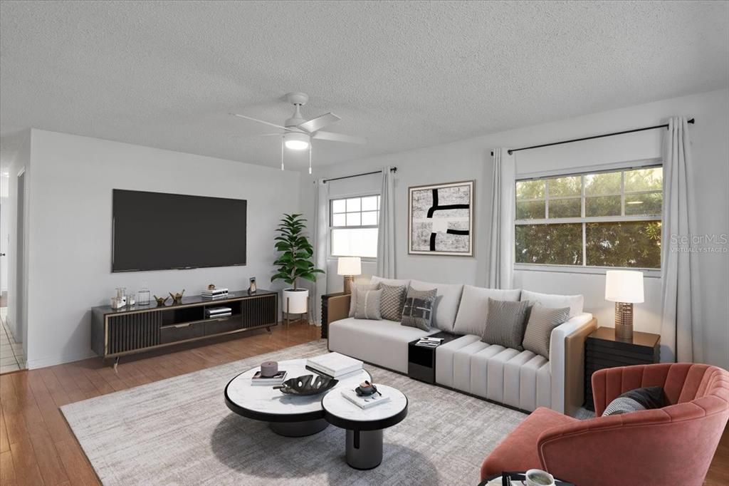 Activo con contrato: $359,900 (3 camas, 2 baños, 1283 Pies cuadrados)