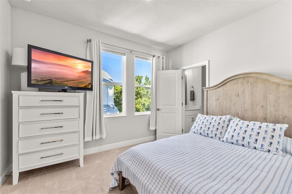 待售: $809,000 (3 贝兹, 3 浴室, 2062 平方英尺)