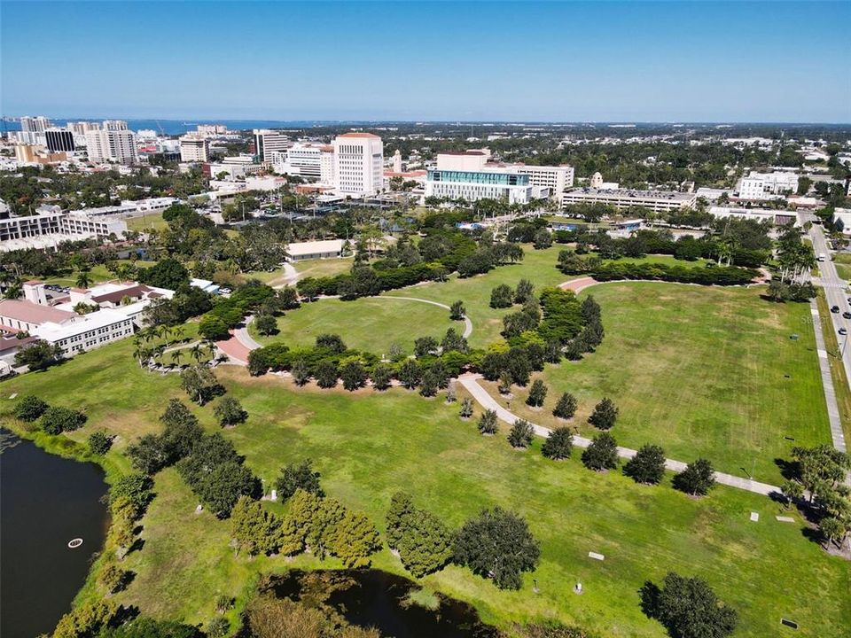 待售: $809,000 (3 贝兹, 3 浴室, 2062 平方英尺)