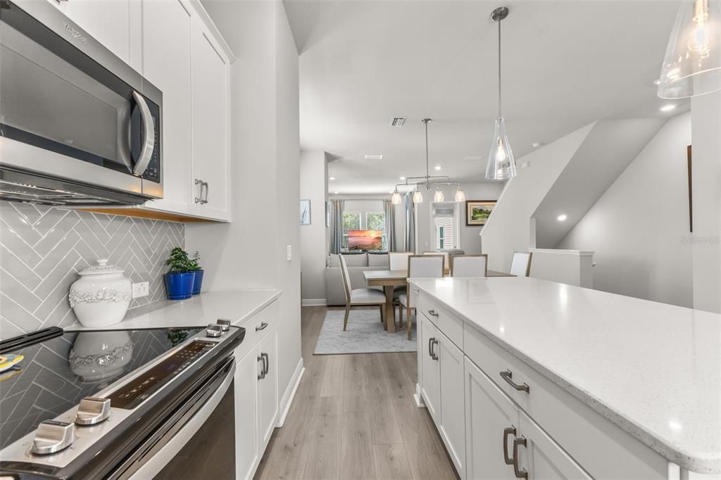 待售: $809,000 (3 贝兹, 3 浴室, 2062 平方英尺)