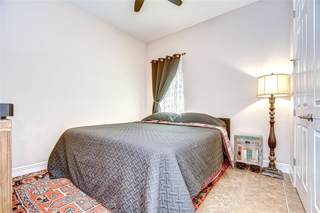 Под контрактом: $750,000 (4 спален, 3 ванн, 3213 Квадратных фут)