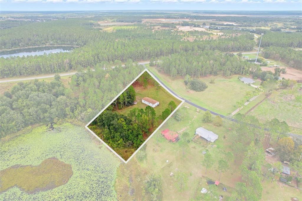 Active With Contract: $295,000 (3 beds, 3 baths, 2108 Square Feet)