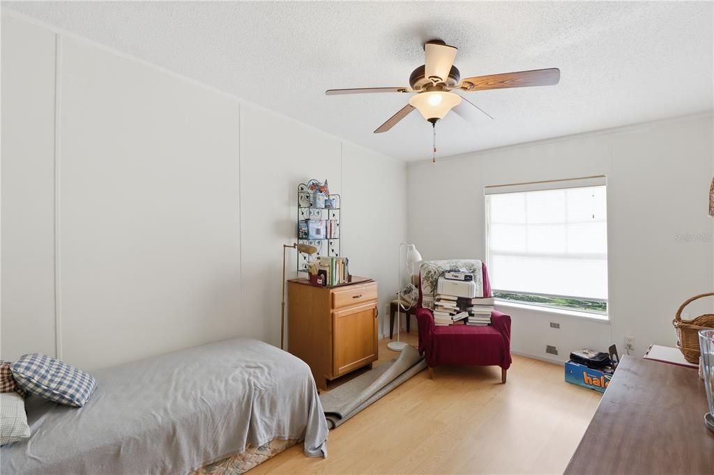 Active With Contract: $295,000 (3 beds, 3 baths, 2108 Square Feet)