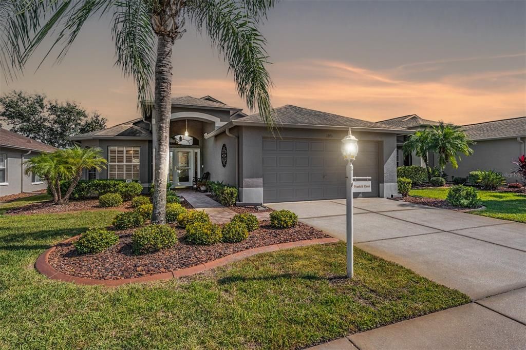 Active With Contract: $399,000 (3 beds, 2 baths, 1793 Square Feet)