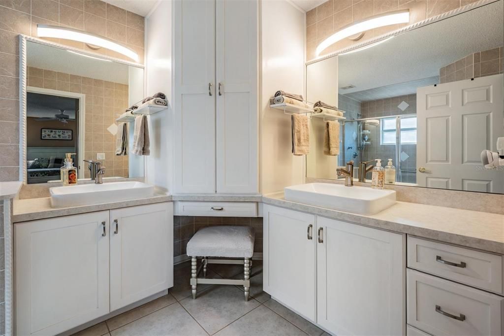 Active With Contract: $399,000 (3 beds, 2 baths, 1793 Square Feet)