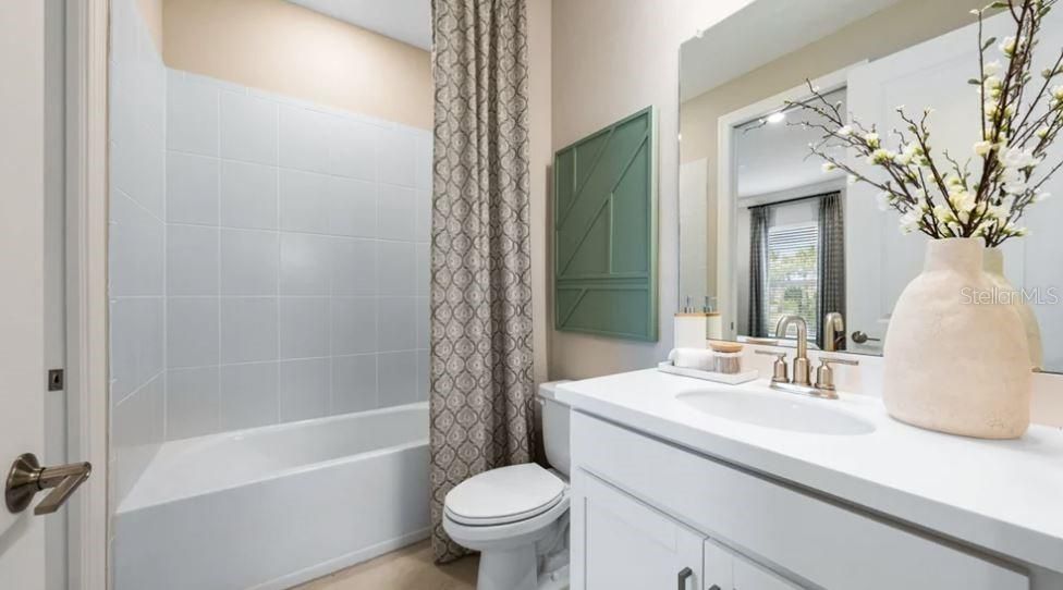 Active With Contract: $429,999 (2 beds, 2 baths, 1926 Square Feet)