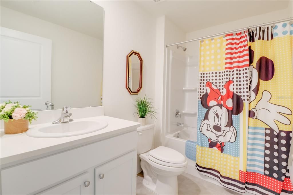 For Sale: $312,000 (4 beds, 2 baths, 1828 Square Feet)