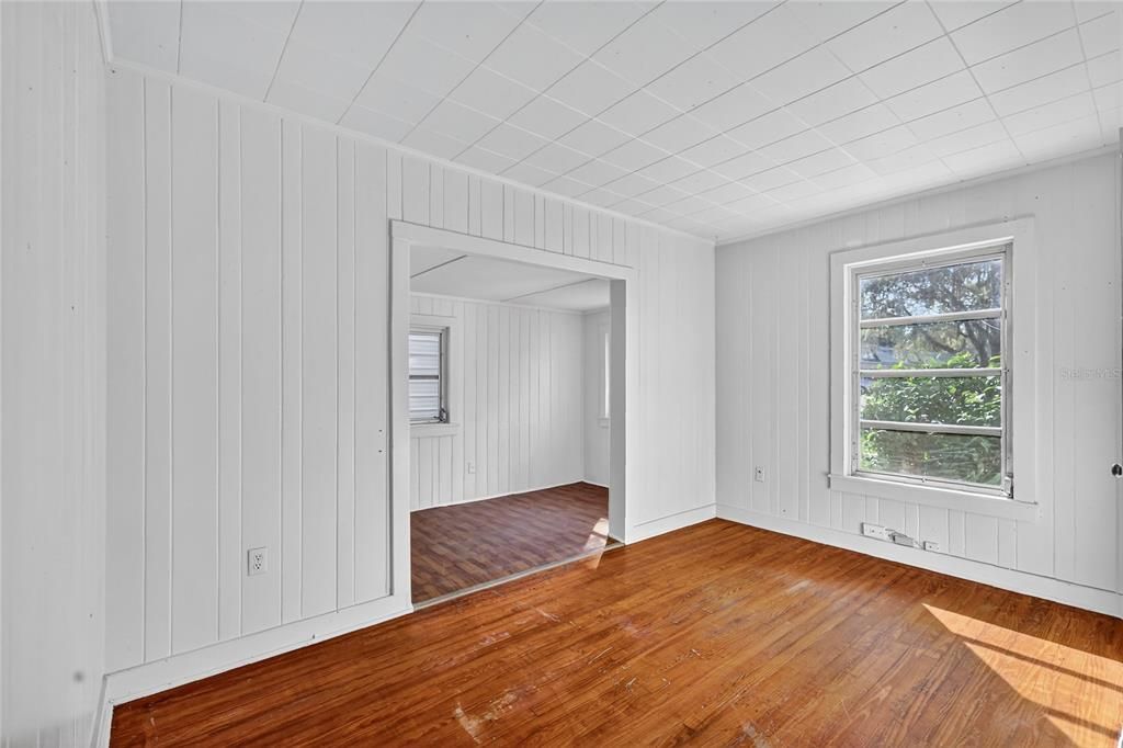 For Sale: $224,900 (3 beds, 2 baths, 1550 Square Feet)