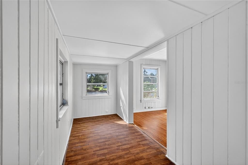 For Sale: $224,900 (3 beds, 2 baths, 1550 Square Feet)