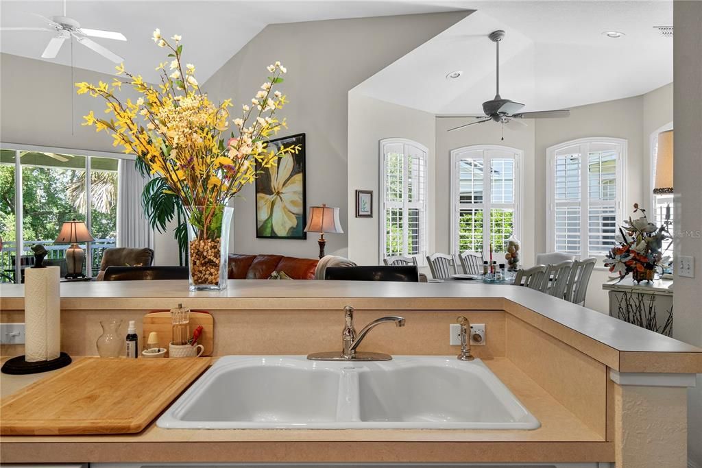 En Venta: $424,900 (3 camas, 2 baños, 1777 Pies cuadrados)