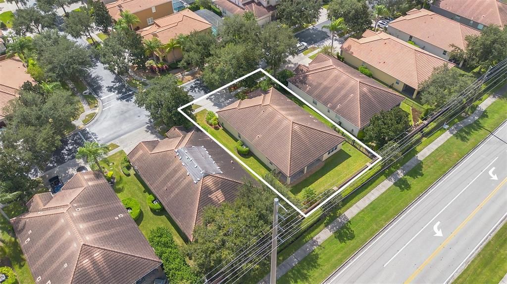 En Venta: $715,000 (3 camas, 3 baños, 2487 Pies cuadrados)