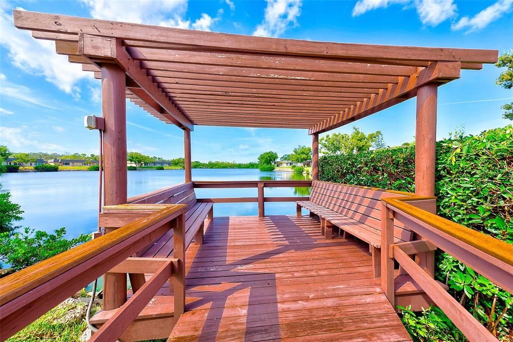 For Sale: $125,000 (2 beds, 2 baths, 1050 Square Feet)