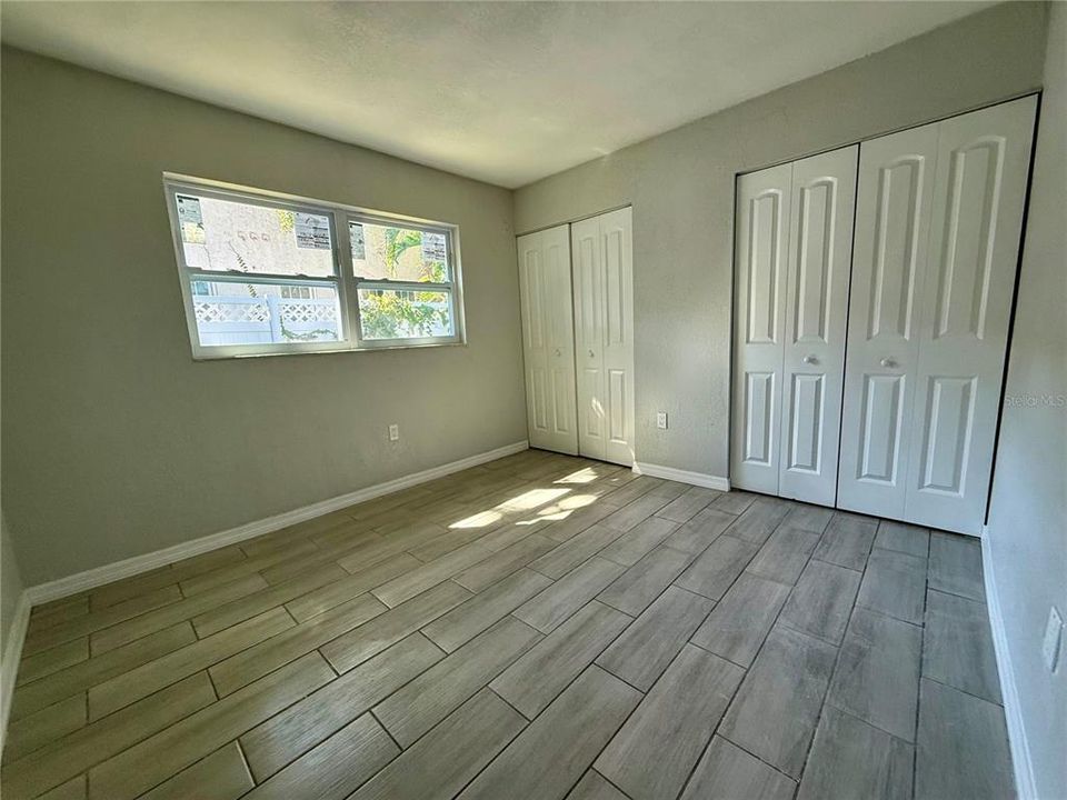 For Rent: $1,900 (2 beds, 1 baths, 742 Square Feet)