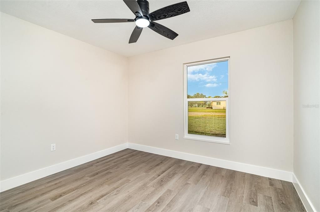 Active With Contract: $390,000 (3 beds, 2 baths, 1408 Square Feet)