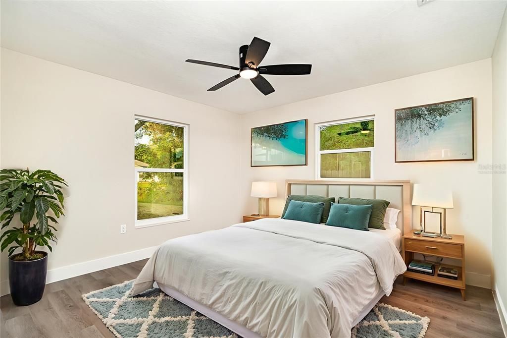 Active With Contract: $390,000 (3 beds, 2 baths, 1408 Square Feet)