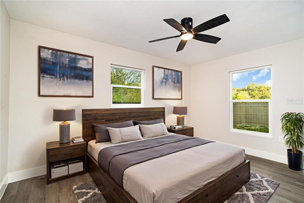 Active With Contract: $390,000 (3 beds, 2 baths, 1408 Square Feet)