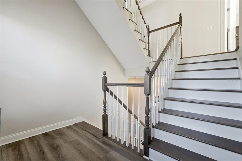 For Sale: $1,699,000 (5 beds, 4 baths, 3658 Square Feet)