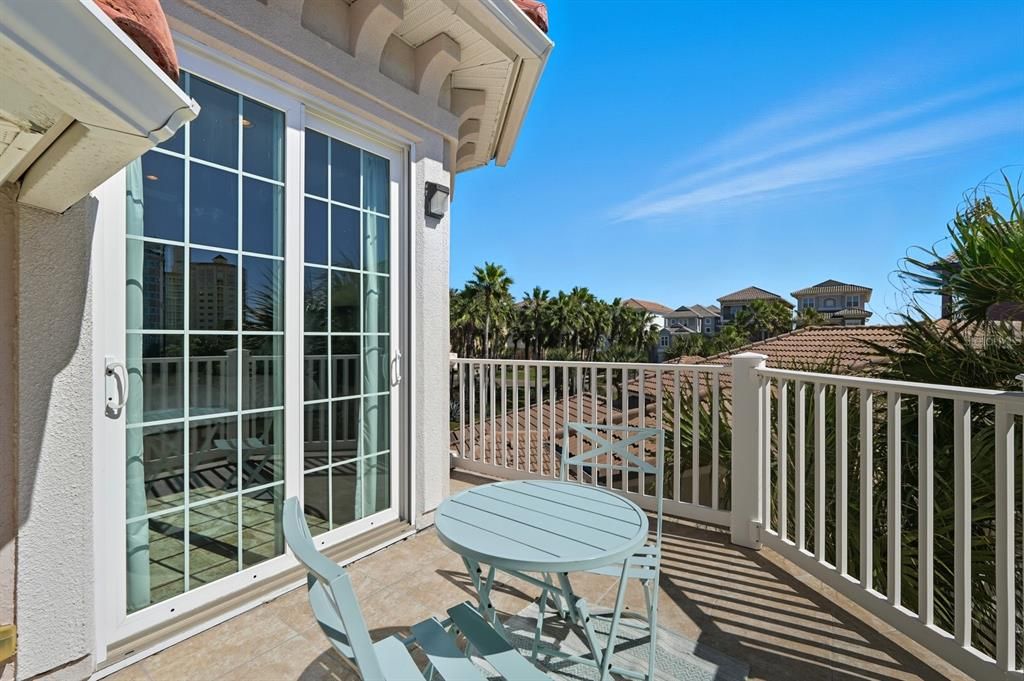 For Sale: $1,699,000 (5 beds, 4 baths, 3658 Square Feet)