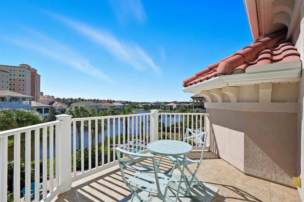 For Sale: $1,699,000 (5 beds, 4 baths, 3658 Square Feet)