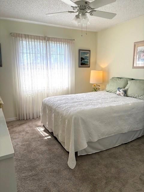 For Sale: $124,900 (2 beds, 2 baths, 960 Square Feet)