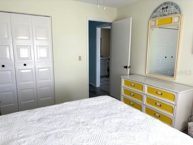 For Sale: $124,900 (2 beds, 2 baths, 960 Square Feet)