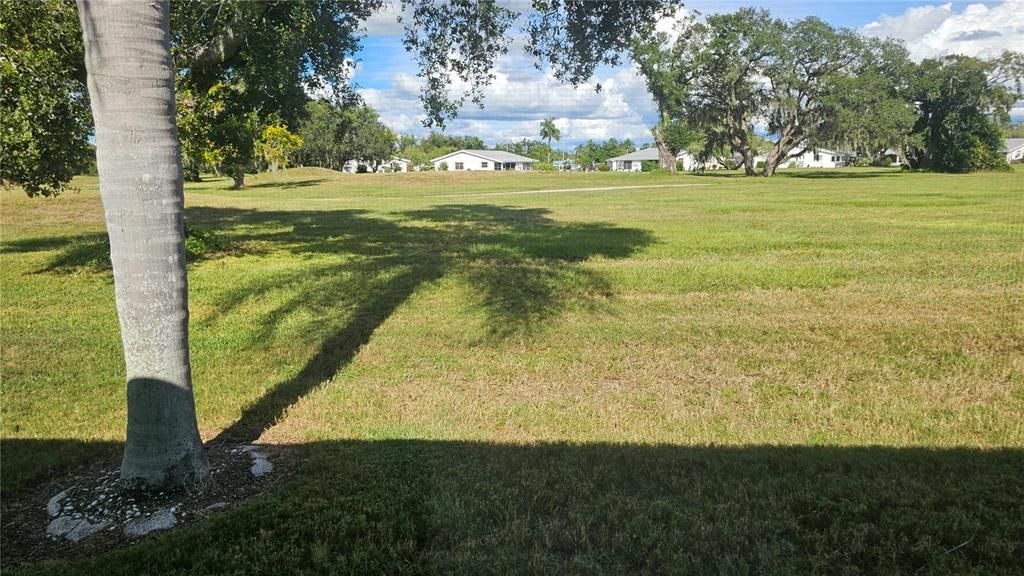 For Sale: $124,900 (2 beds, 2 baths, 960 Square Feet)