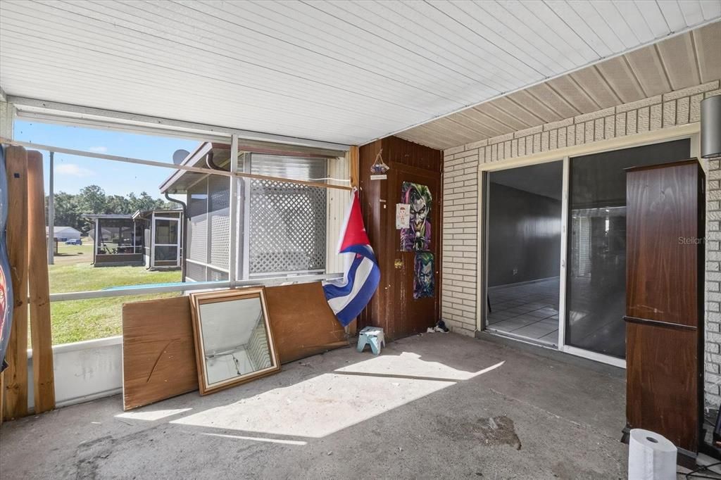 На продажу: $165,000 (2 спален, 1 ванн, 794 Квадратных фут)