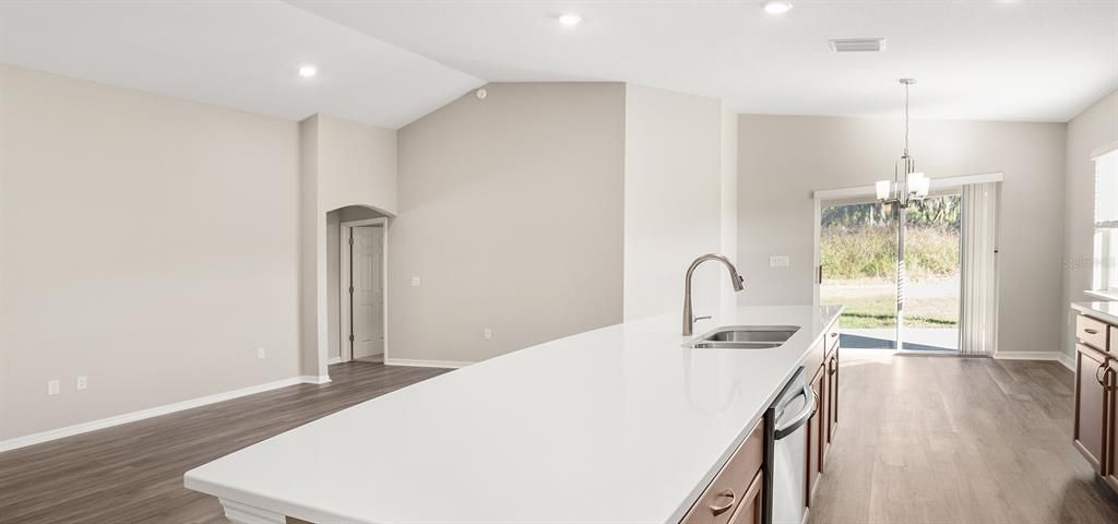 Active With Contract: $291,900 (4 beds, 2 baths, 1819 Square Feet)