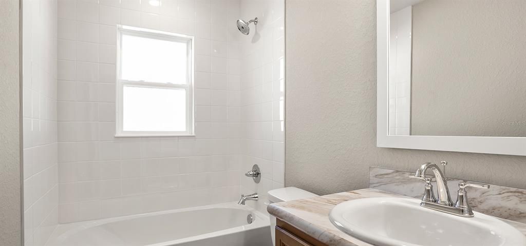 Active With Contract: $291,900 (4 beds, 2 baths, 1819 Square Feet)