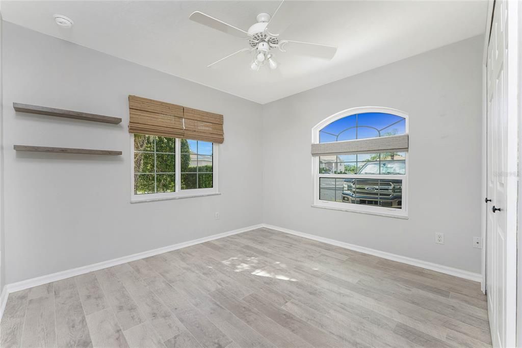 На продажу: $225,000 (3 спален, 2 ванн, 1360 Квадратных фут)