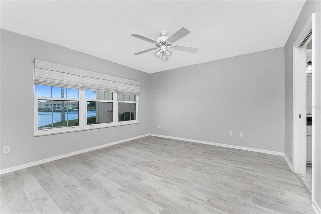 На продажу: $225,000 (3 спален, 2 ванн, 1360 Квадратных фут)