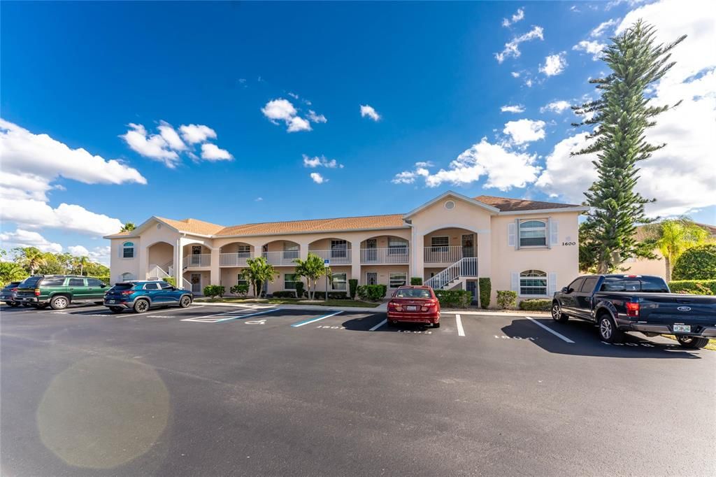 На продажу: $225,000 (3 спален, 2 ванн, 1360 Квадратных фут)