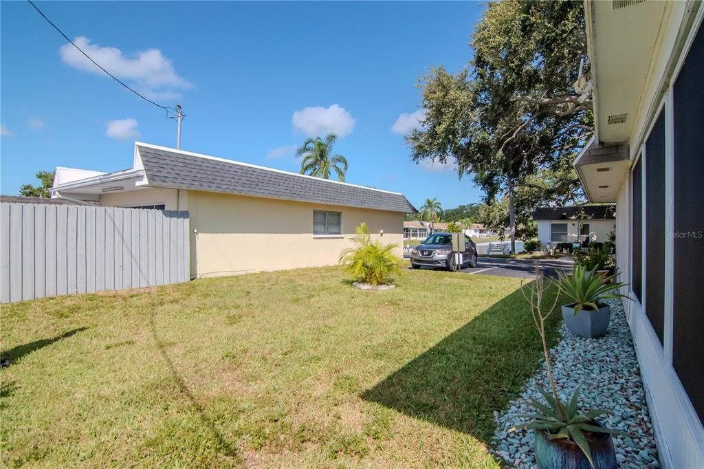 待售: $185,000 (1 贝兹, 1 浴室, 686 平方英尺)