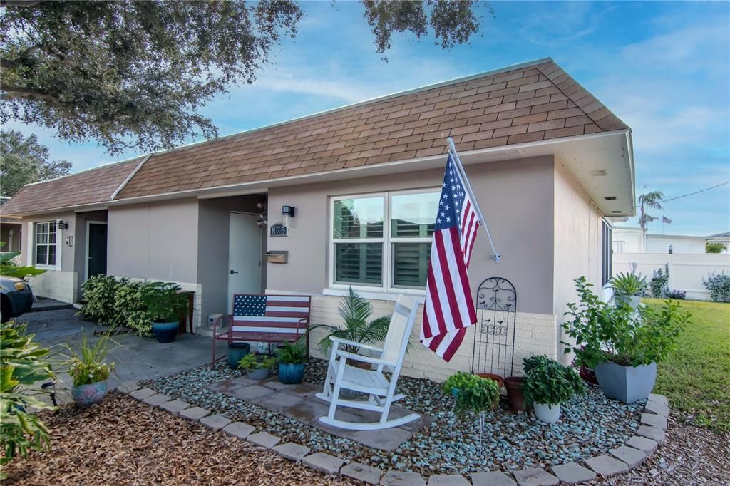 待售: $185,000 (1 贝兹, 1 浴室, 686 平方英尺)