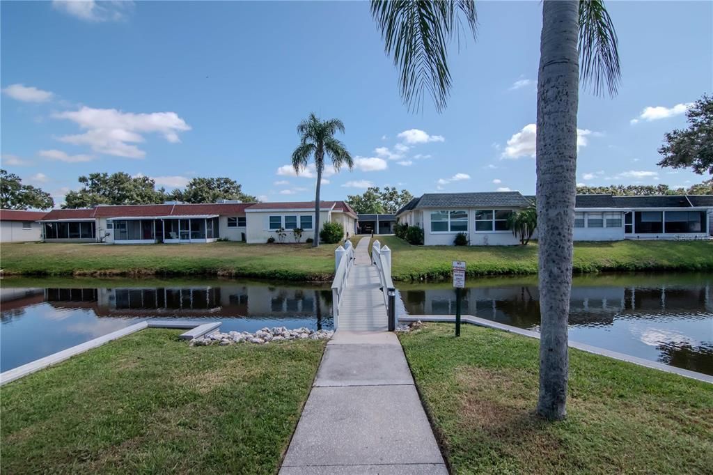 待售: $185,000 (1 贝兹, 1 浴室, 686 平方英尺)