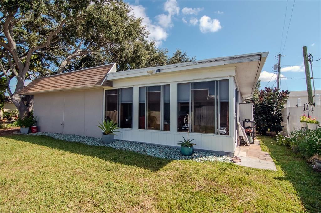 待售: $185,000 (1 贝兹, 1 浴室, 686 平方英尺)